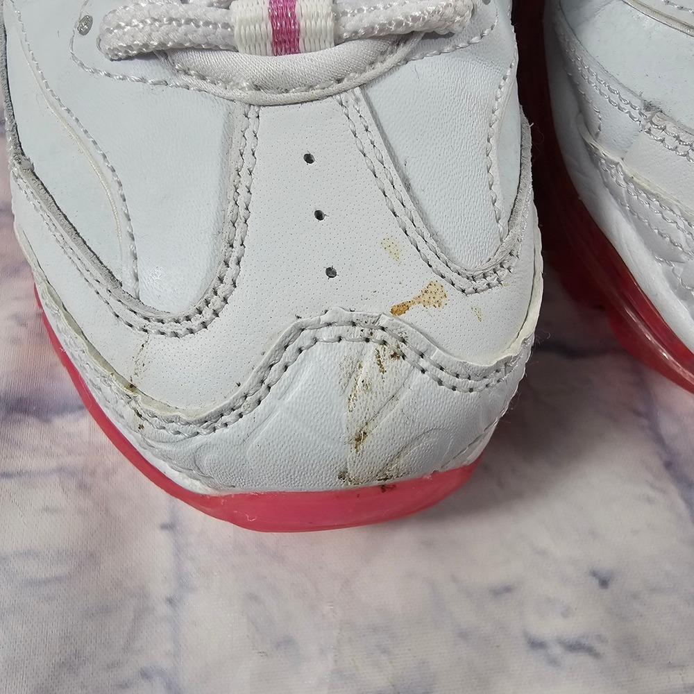 Skechers D'Lites J Goldcrown Women Size 7 White Pink Love Wall Heart Sneakers - Picture 3 of 11